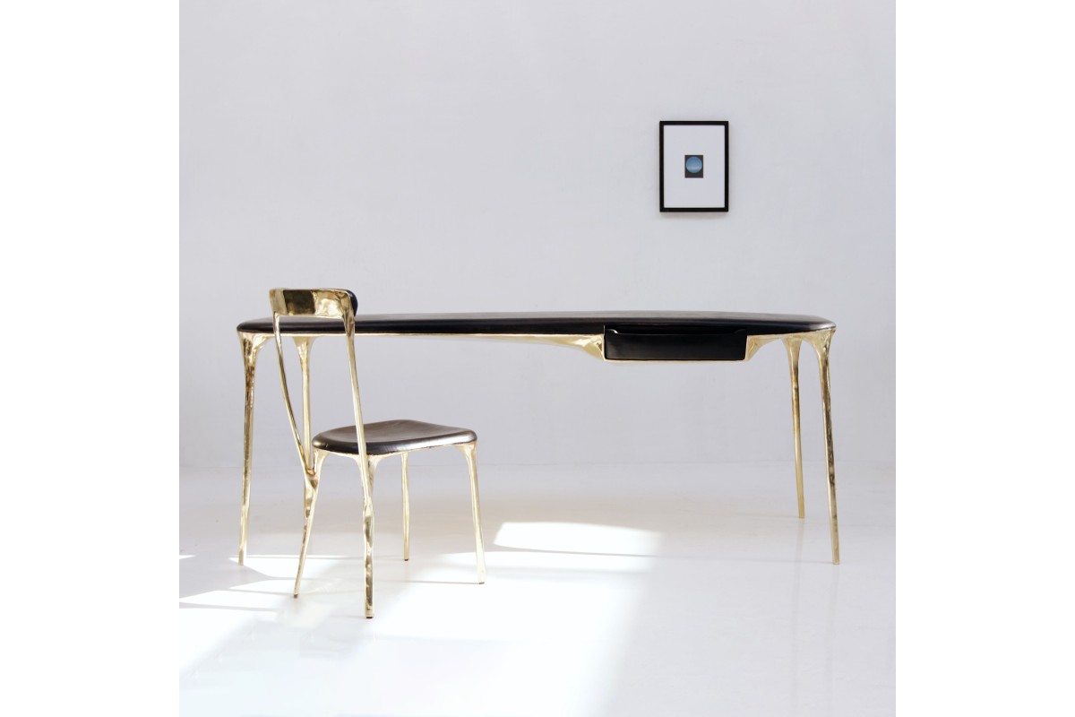 <a href=https://www.galeriegosserez.com/gosserez/artistes/loellmann-valentin.html>Valentin Loellmann </a> - Brass - Desk